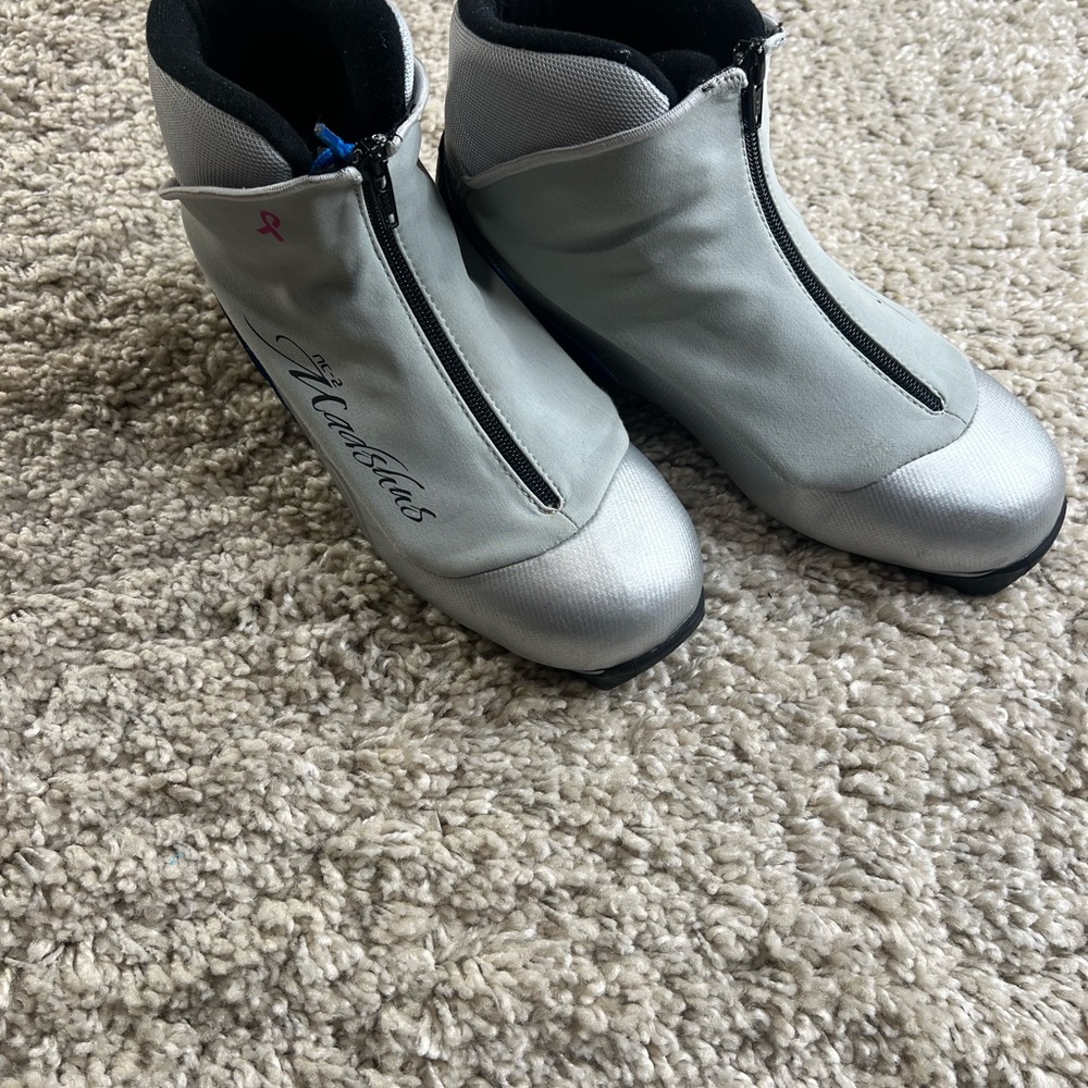 Norrøna Collection cross country Colorblock Winter Boot Detail